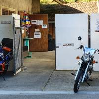 Werkstatt und Shop Eingang 